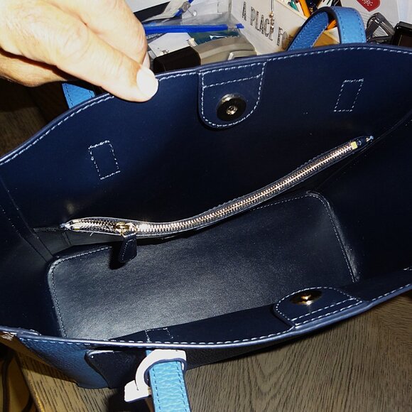 Michael Kors Blue & White Leather Tote Bag with Snap Closure - Picture 3 of 3